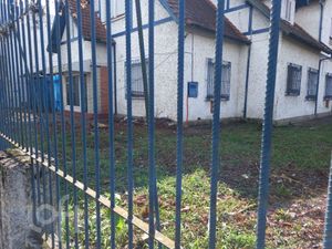 Image 17 - 277500