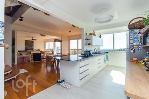 Image 29 - 277581