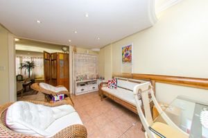Image 11 - 277630