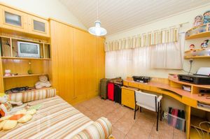 Image 30 - 277630