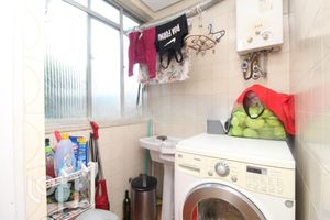 Image 16 - 277687