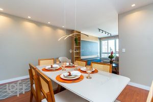 Image 11 - 277772