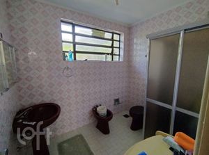 Image 26 - 277805