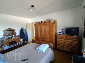 Image 21 - 277805