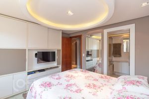Image 21 - 277820