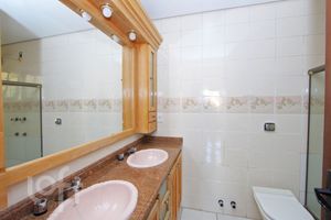 Image 19 - 277877