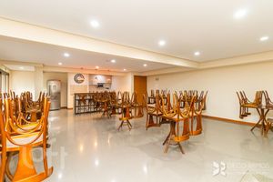 Image 29 - 277906