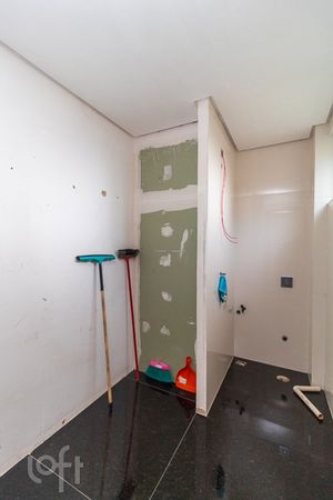 Image 30 - 277934