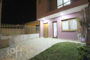 Image 17 - 277940