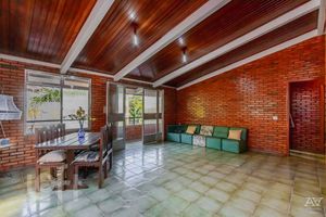 Image 34 - 278012