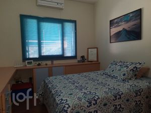 Image 37 - 278225