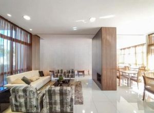 Image 25 - 278360