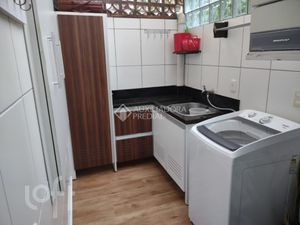 Image 8 - 278372