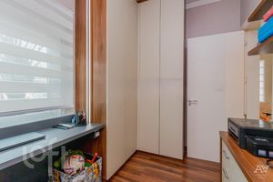 Image 15 - 278417
