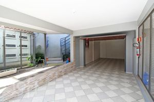 Image 27 - 278599