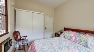 Image 17 - 278643