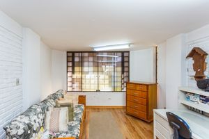 Image 11 - 278666
