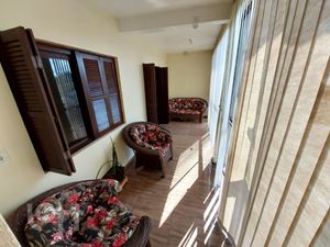 Image 15 - 278935