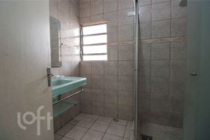 Image 32 - 279007