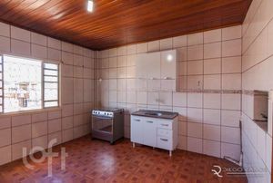 Image 28 - 279011