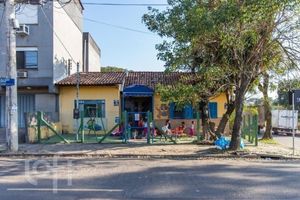 Image 29 - 279050