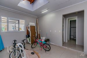 Image 38 - 279080