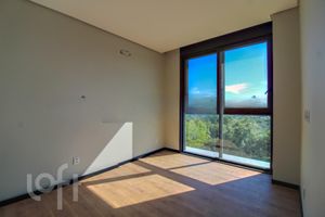 Image 15 - 279239