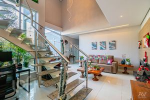 Image 1 - 279302