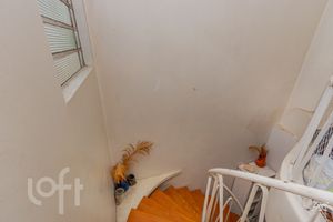 Image 20 - 279304