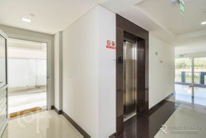Image 27 - 279306