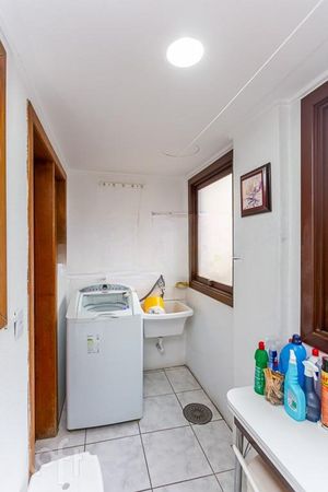 Image 19 - 279382