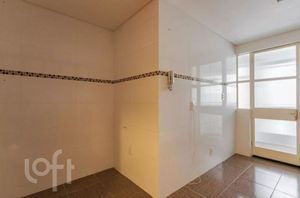 Image 31 - 279383