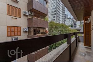 Image 12 - 279383