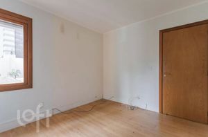 Image 15 - 279383