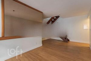 Image 10 - 279383