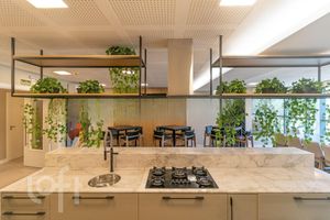 Image 16 - 279429