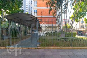 Image 35 - 279740