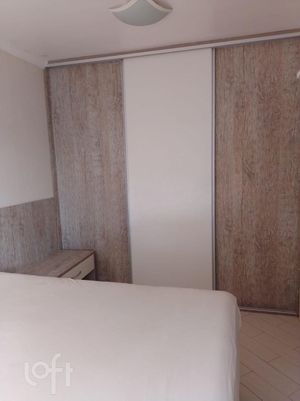 Image 19 - 279795