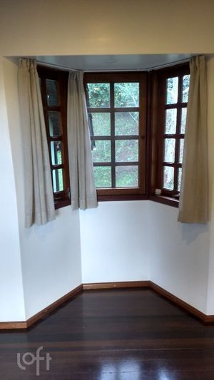 Image 10 - 279897