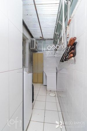 Image 19 - 279955