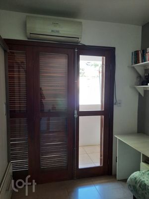 Image 32 - 279983