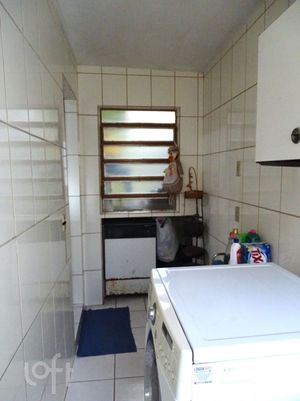 Image 17 - 279990