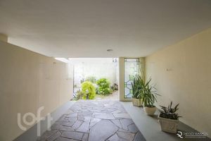 Image 25 - 280014