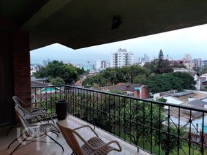 Image 31 - 280030