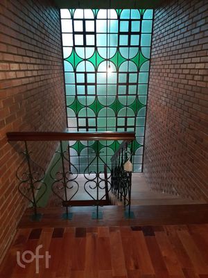 Image 17 - 280030
