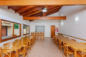 Image 38 - 280187