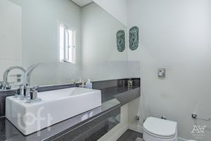 Image 15 - 280348