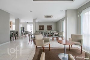 Image 24 - 280500