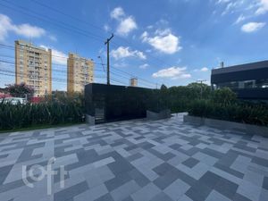 Image 29 - 280557