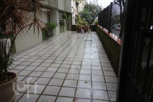 Image 21 - 280618